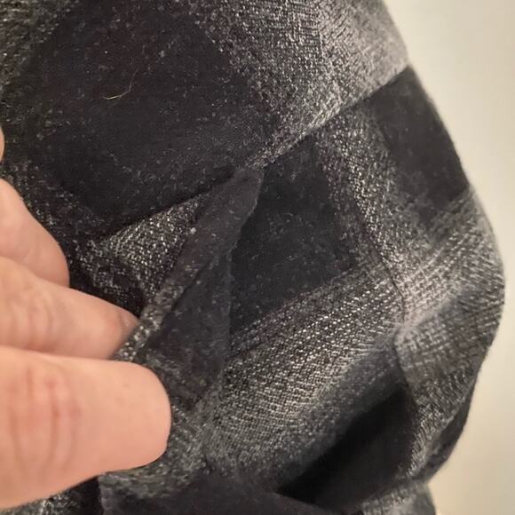 LOFT Black and gray skirt petite - Picture 3 of 4